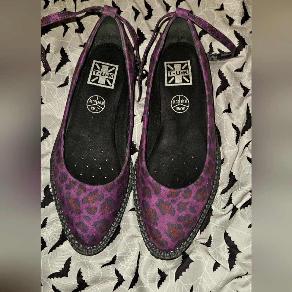 T.U.K Purple Leopard Print Flats